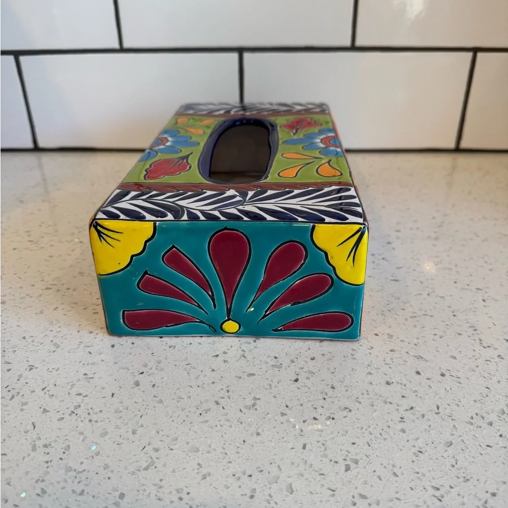 Hand-Painted Mexican Talavera Style Ceramic Tissue Box Cover | EUC
